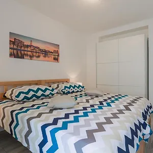 apartman-marica-split.splithotels.org/