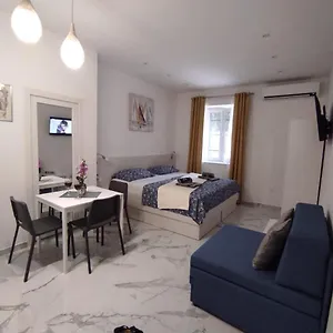 zoxi-apartmani.splithotels.org/