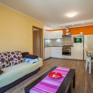 apartment-dunja.primorje-gorskikotar.com/